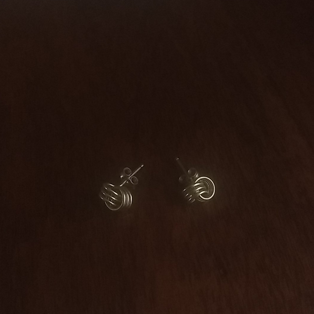 14k stamped Love Knots